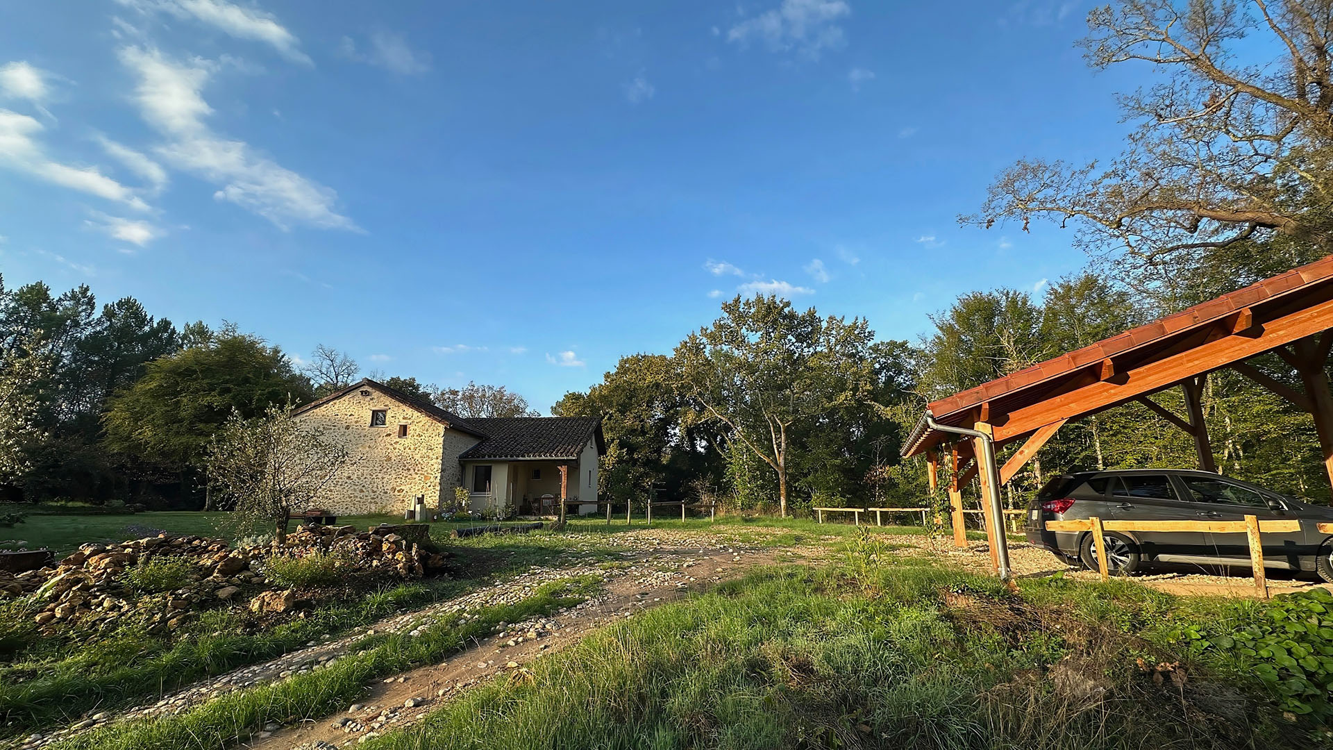 La Tuilière Naturalism Refuge > Image 2