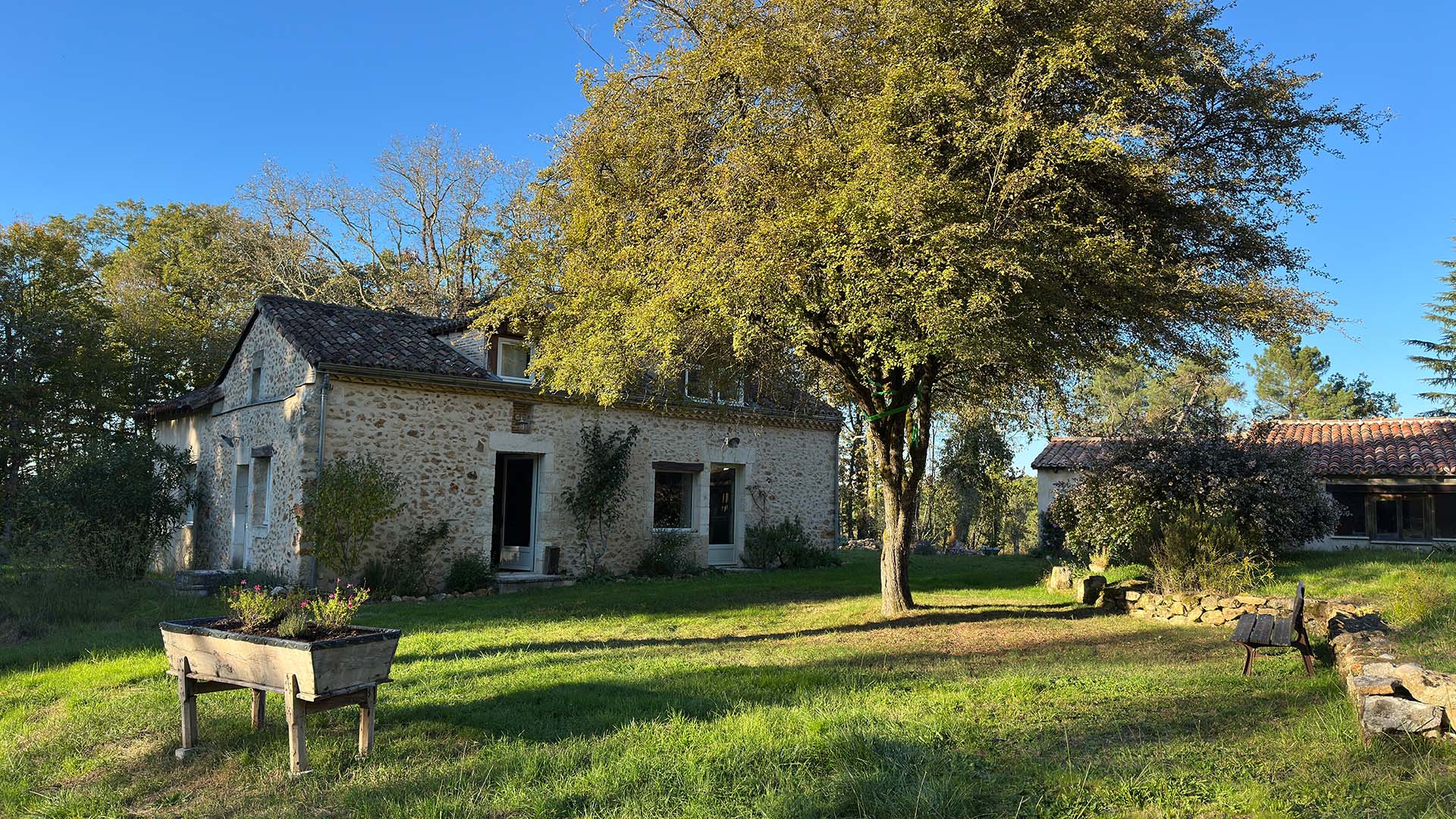 La Tuilière Naturalism Refuge > Image 6